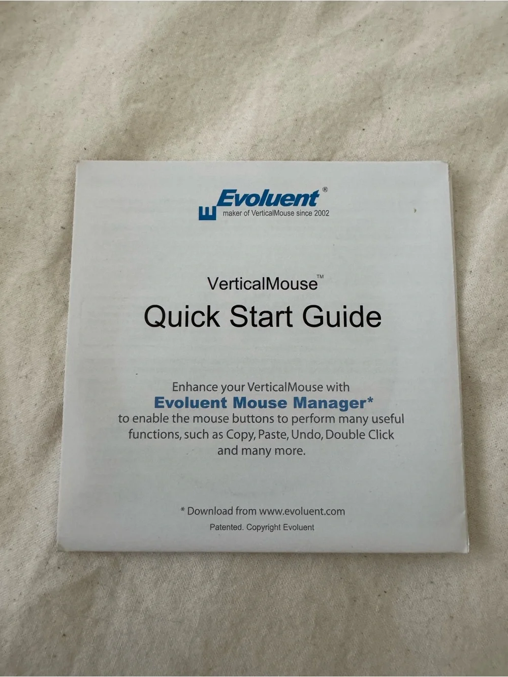 Evoluent Right-Hand Vertical Ergonomic Wireless USB Mouse